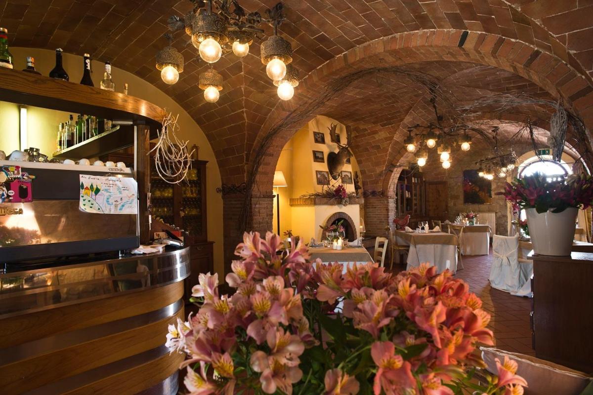 Agriturismo Santa Vittoria Волтера Екстериор снимка