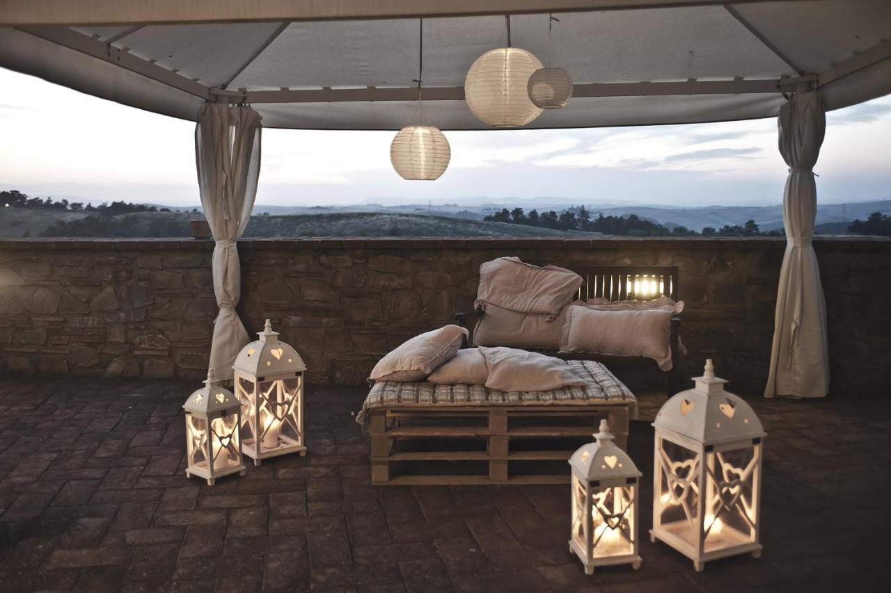 Agriturismo Santa Vittoria Волтера Екстериор снимка