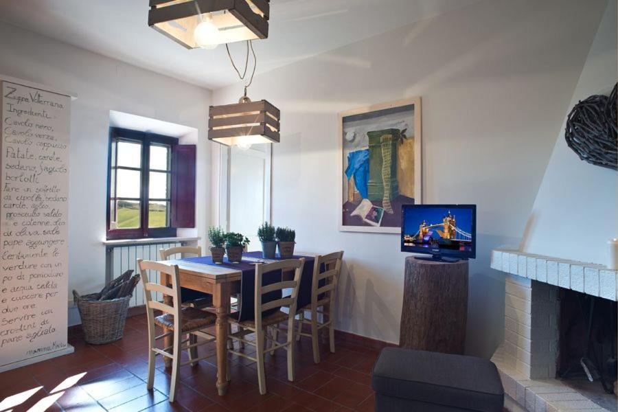 Agriturismo Santa Vittoria Волтера Екстериор снимка